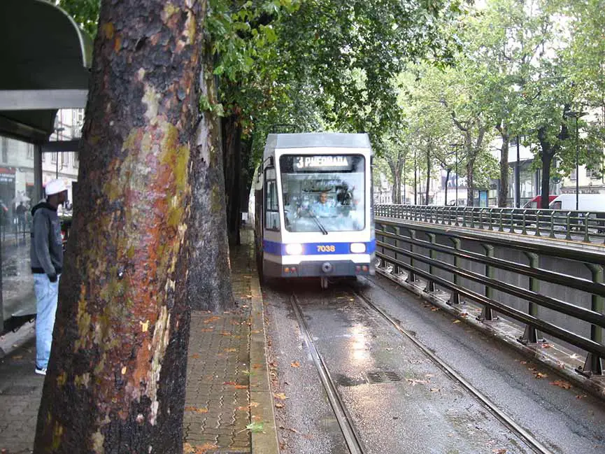 Linea 16 CS tram GTT Torino